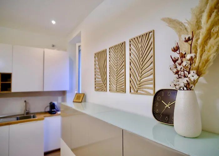 בית הארחה Maison Almo 4*