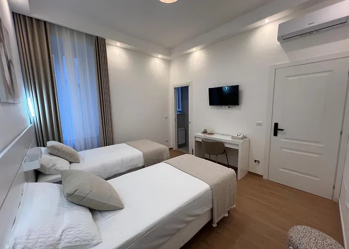 Maison Almo בית הארחה 4*